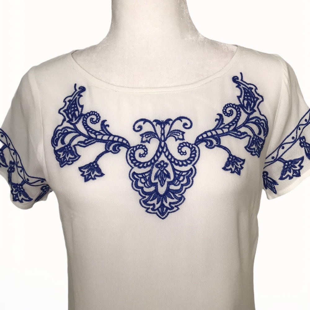 Lulu’s Embroidered Shift Women’s Mini Dress - XS - Picture 11 of 17